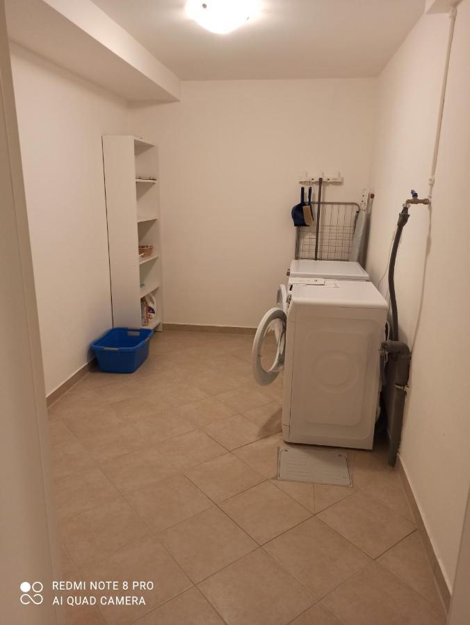 Schoene 77Qm Wohnung In Gehobener Lage Direkt Am Wald Rodenbach  エクステリア 写真
