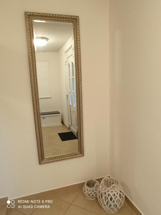 Schoene 77Qm Wohnung In Gehobener Lage Direkt Am Wald Rodenbach  エクステリア 写真
